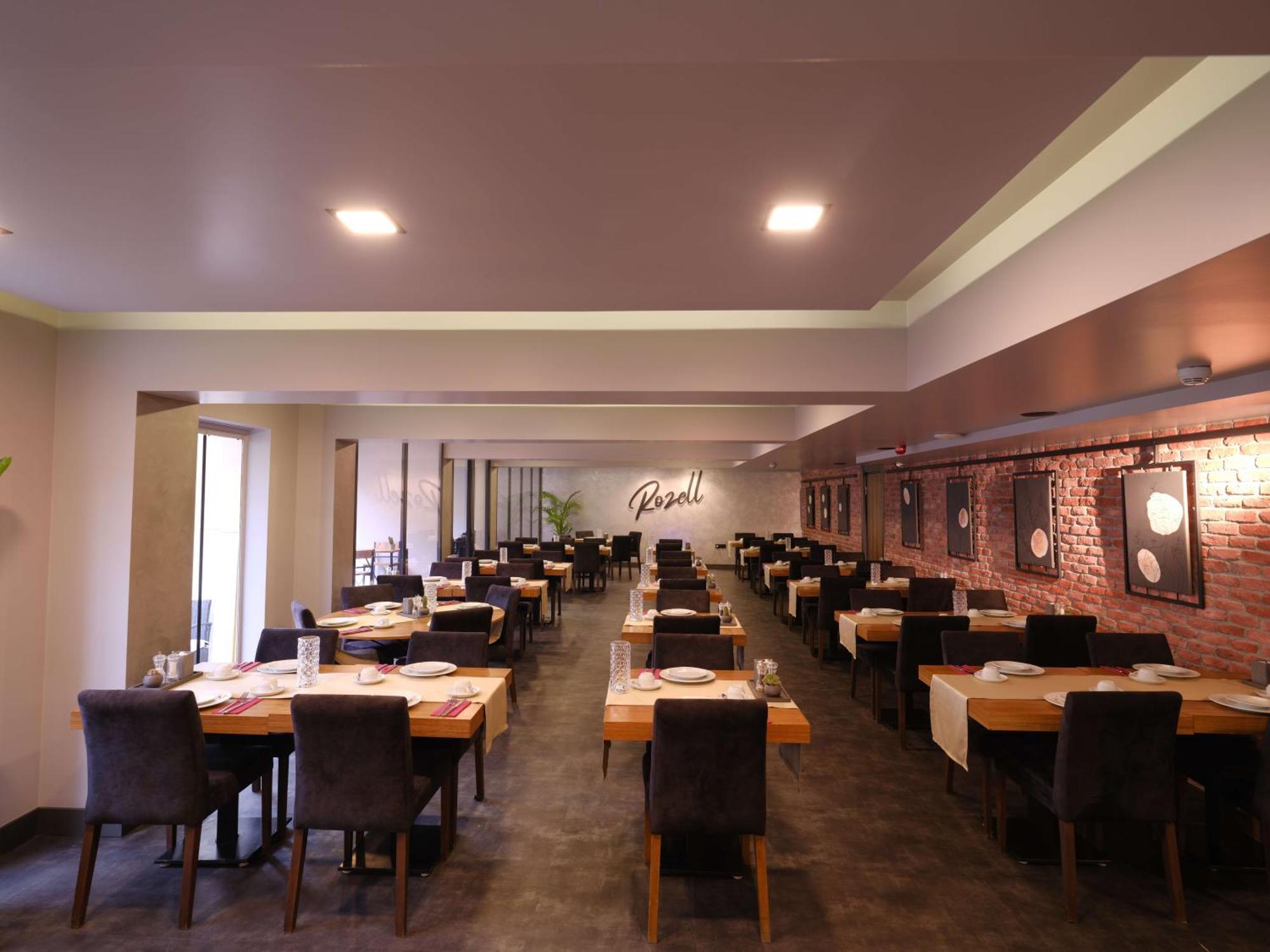 Sennacity Hotel Eskisehir Bagian luar foto