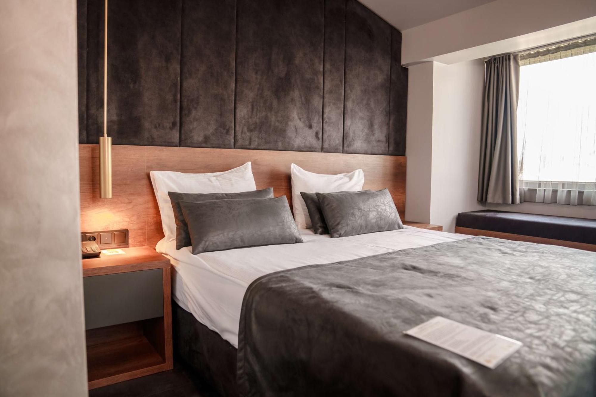 Sennacity Hotel Eskisehir Bagian luar foto