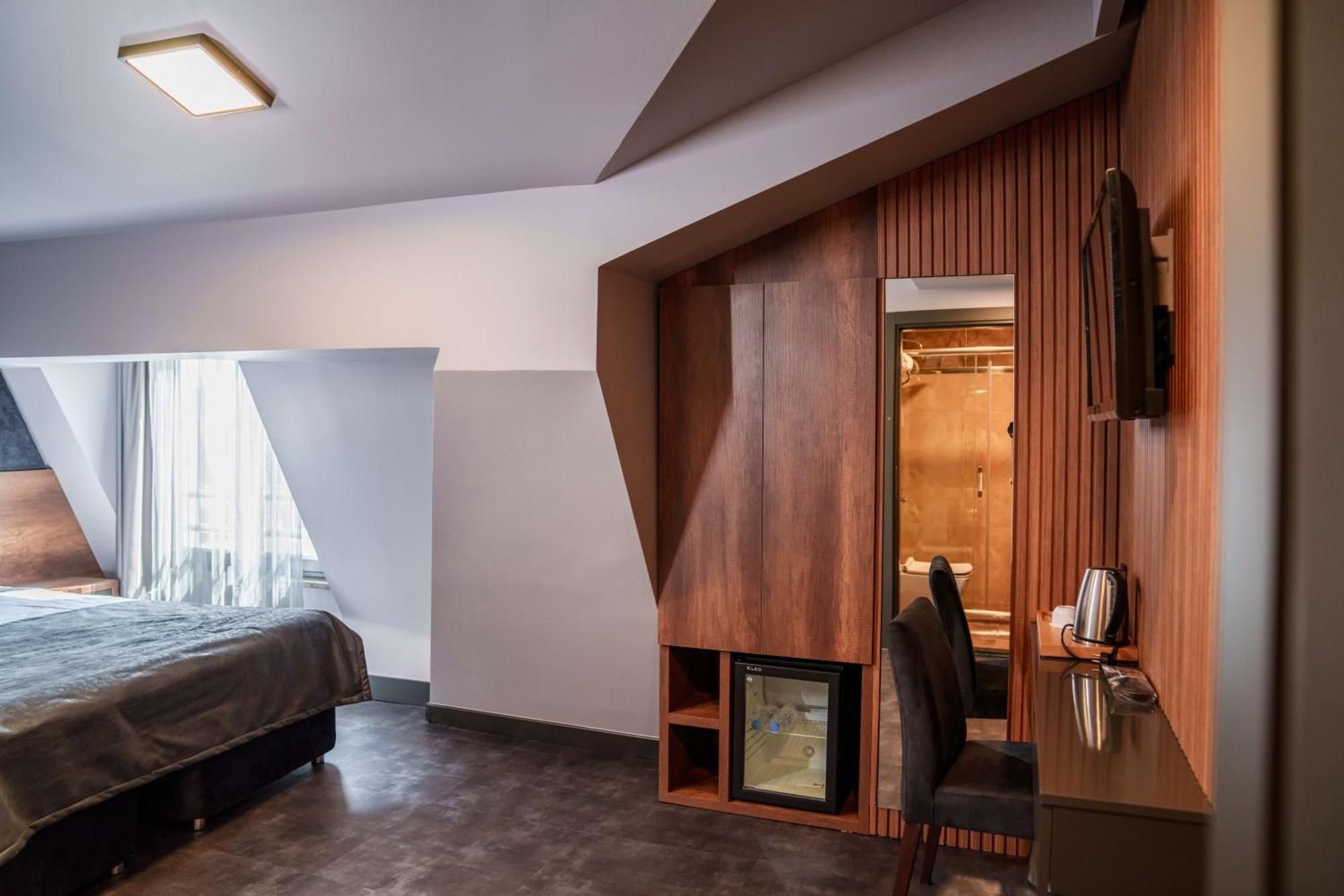 Sennacity Hotel Eskisehir Bagian luar foto
