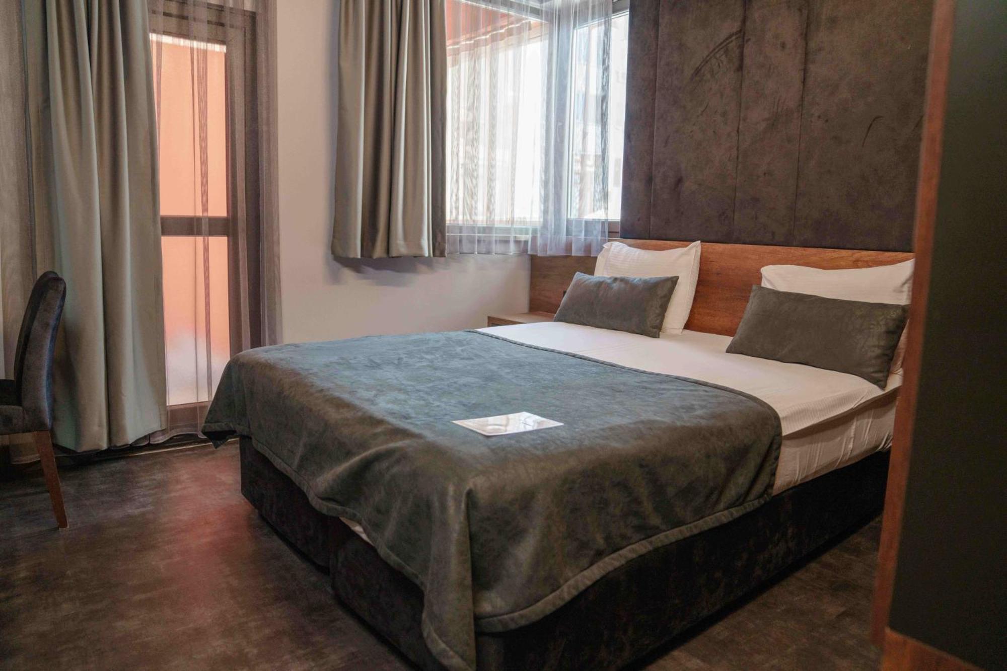 Sennacity Hotel Eskisehir Bagian luar foto