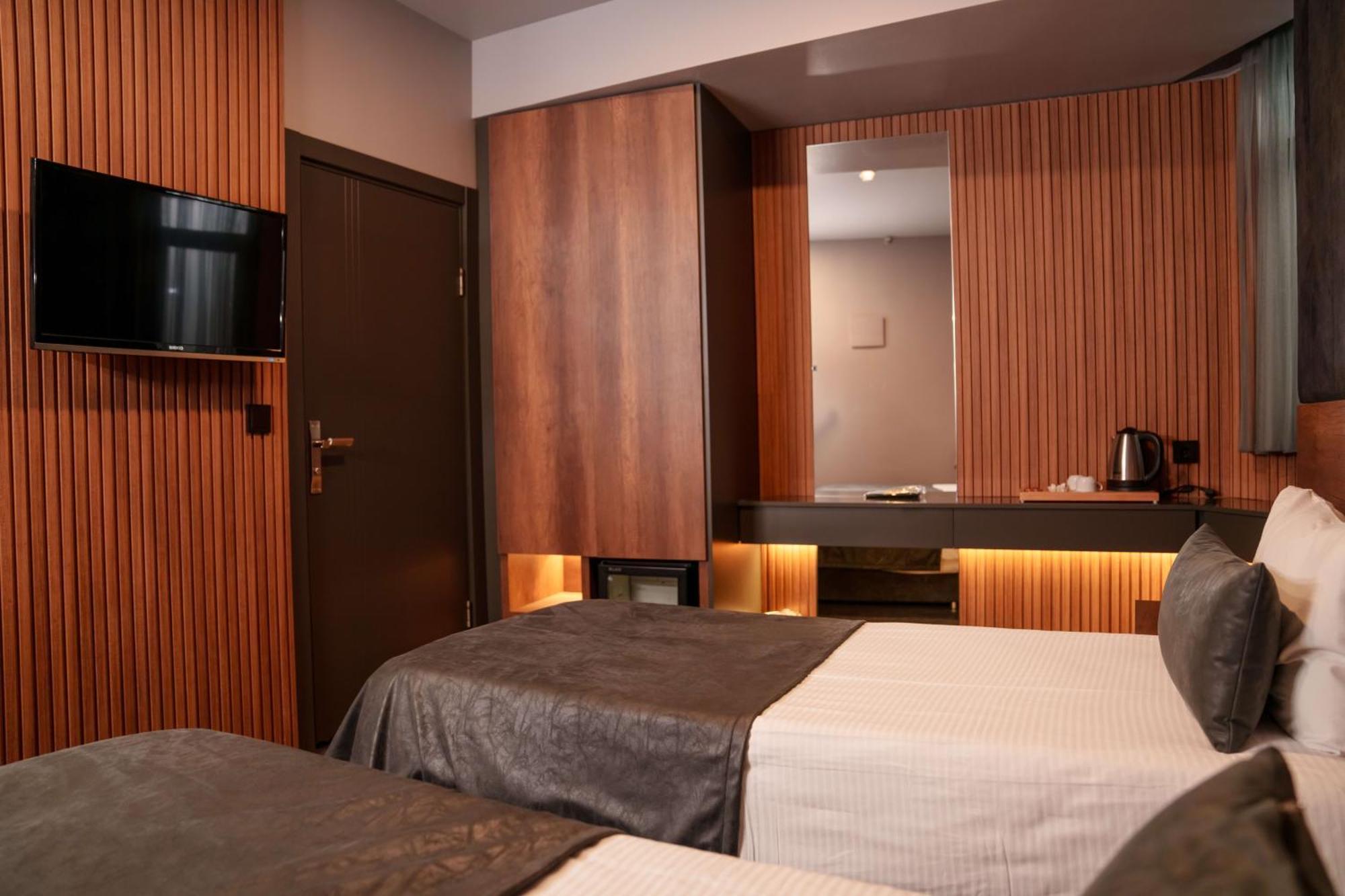 Sennacity Hotel Eskisehir Bagian luar foto
