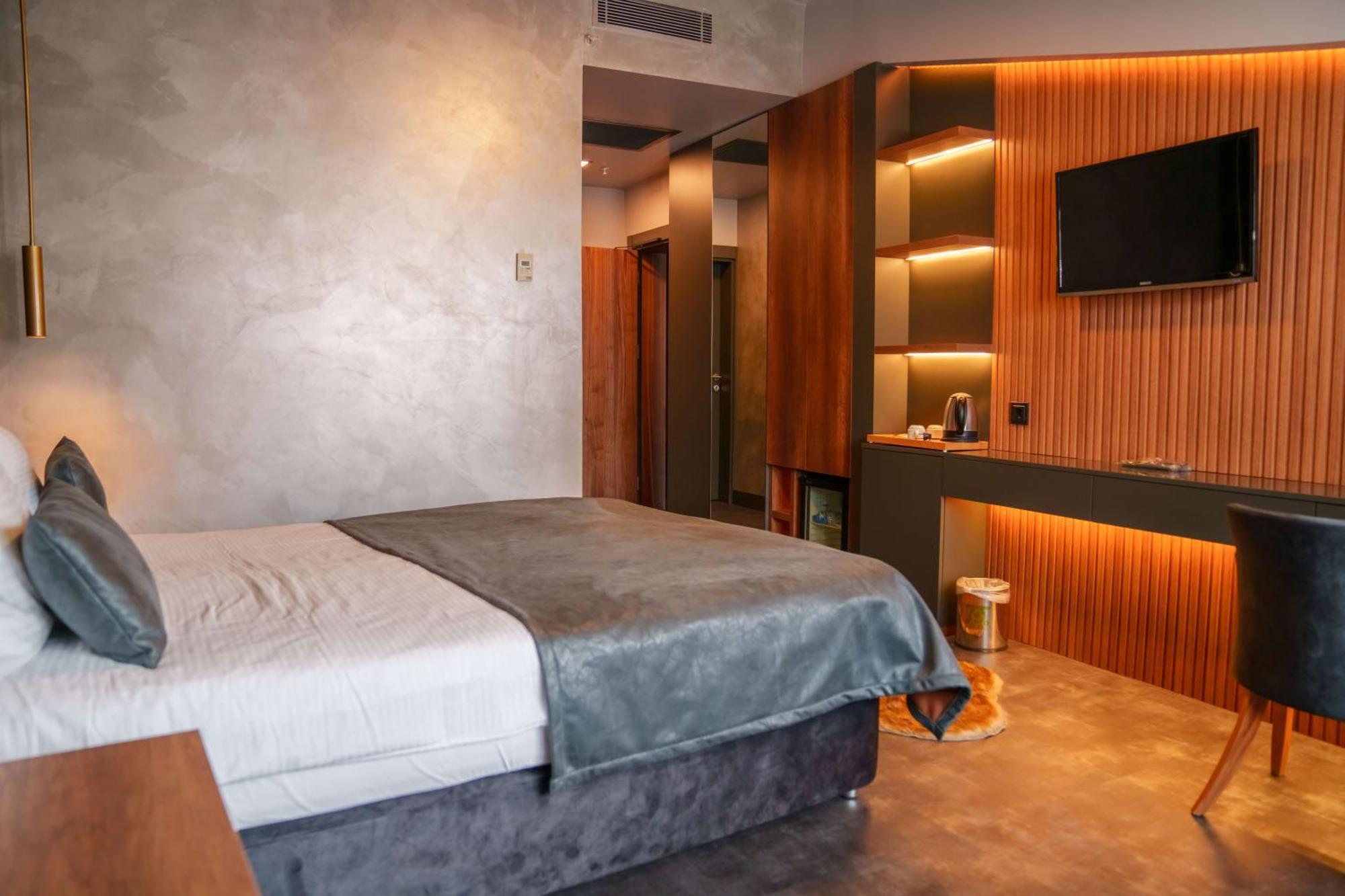 Sennacity Hotel Eskisehir Bagian luar foto