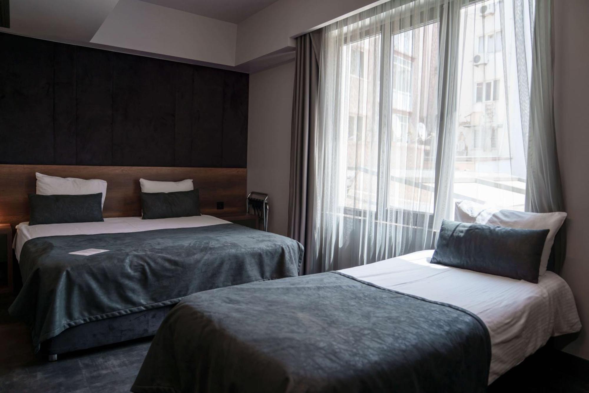 Sennacity Hotel Eskisehir Bagian luar foto